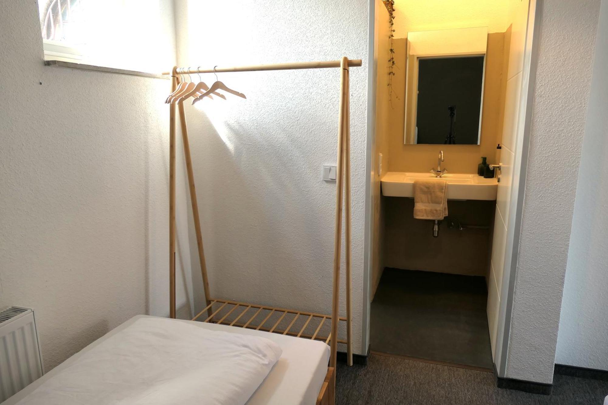 Stilvolle Erdgeschoss-Wohnung: Gemuetlich Eingerichtet Mit Eigenem Eingang Gelsenkirchen Exteriör bild